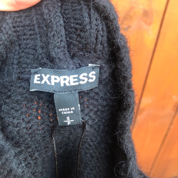Express black sweater short sleeves size S - Picture 9 of 13